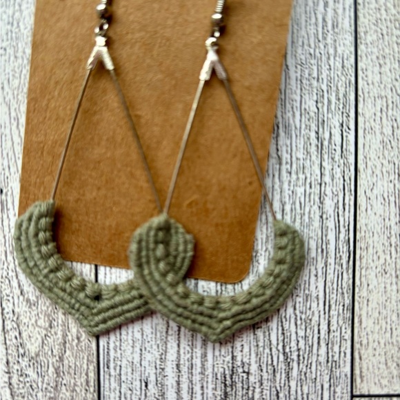 NEW Sage Half Hitch Knot Elegant Macrame Earrings - Picture 2 of 5